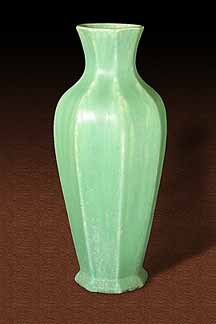 Pikington Vase
