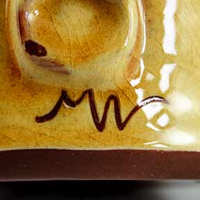 Mary Wondrausch sgraffito jug (signature)